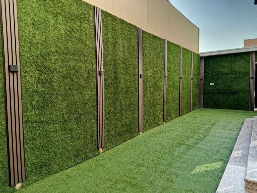 تكسيات جدارية بالدمام مؤسسة الابرار لتنسيق الحدائق المنزلية